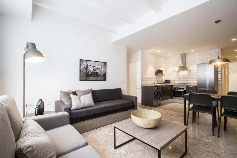 Flatsforyou La Marina Apartment *